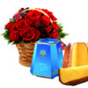 Cesto di rose rosse e pandoro